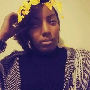 Meet your Posher, Isdelys